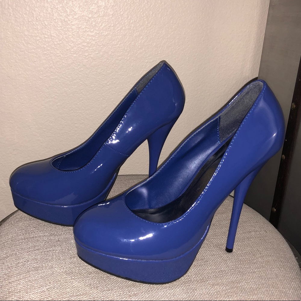*new* blue patent leather heels